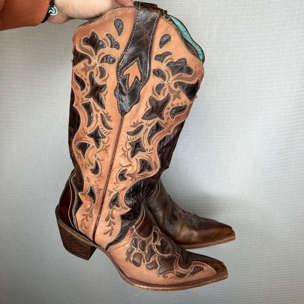Corral Vintage Brown Leather Embroidered Snip Toe Western Cowgirl Boots Size 8